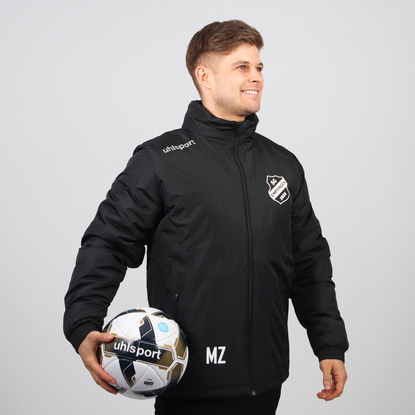 UHLSPORT Coach Jacket ESSENTIAL (inkl. Bedruckung) - Schwarz - SG Empfingen