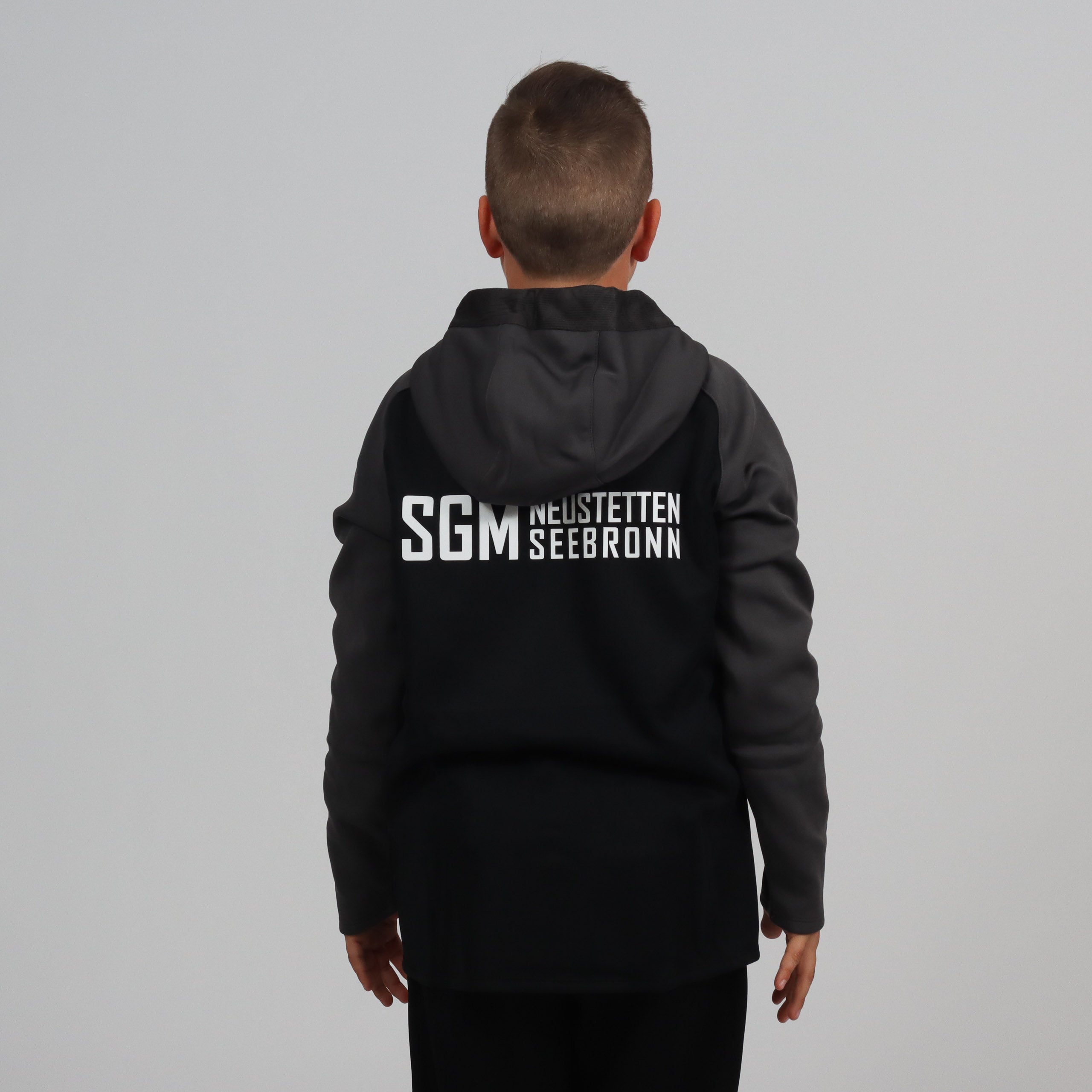 JAKO Kapuzenjacke Iconic schwarz/anthrazit - SGM Neustetten/Seebronn